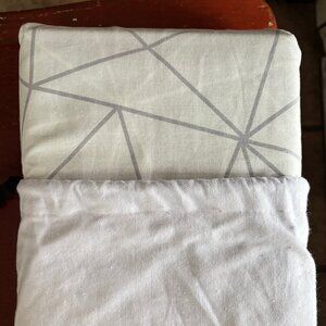 RIVET Lt Gray W/ Gray Geometric Lines KING SIZE Cotton Duvet Cover Set    COTTON